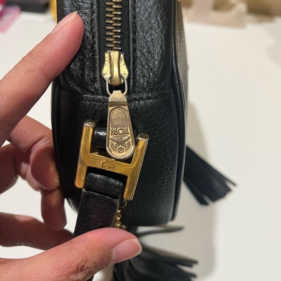 MCM VINTAGE TAMBOURINE BLACK LEATHER BAG - Picture 8 of 16